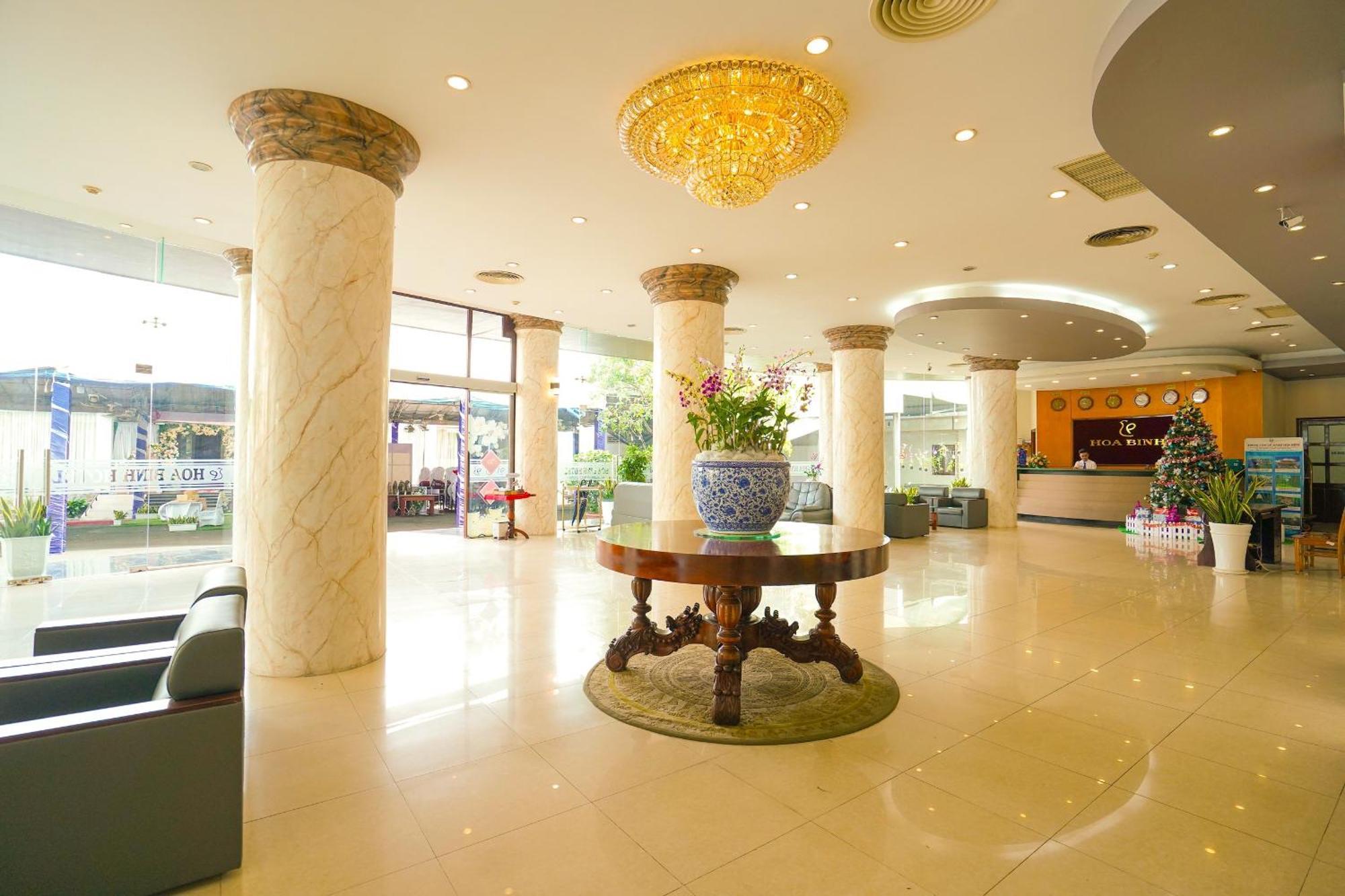 Hoa Binh 1 Hotel Long Xuyên Zewnętrze zdjęcie